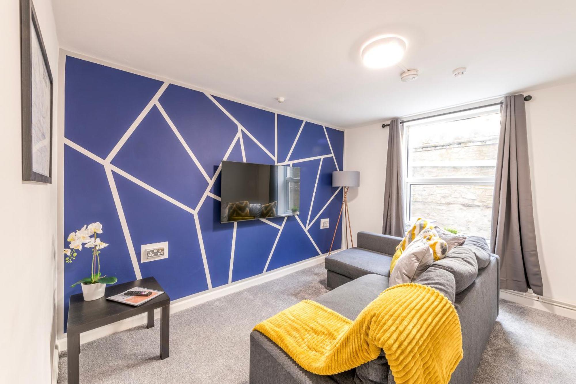 Central, Families, Contractors, Free Parking By Prescott Apartments